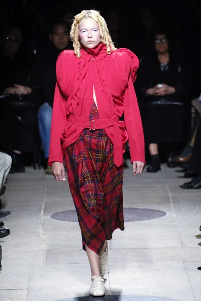 Look 12